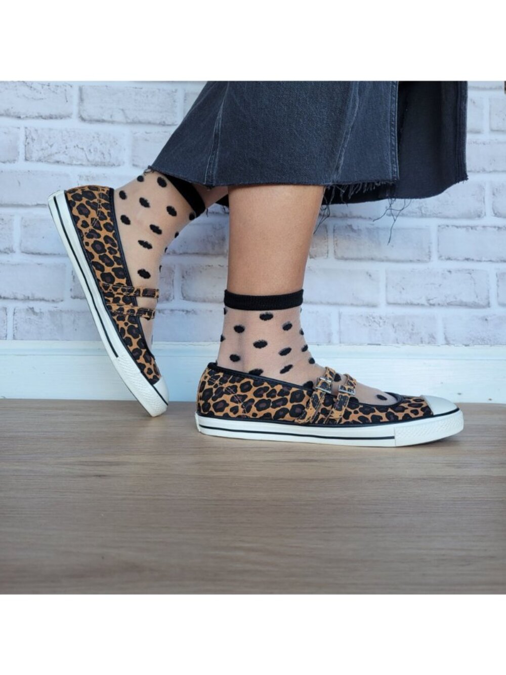 ⭐Converse Dainty Mary Jane Leopard Sz 8 Womens shoes Sneaker Black Brown A17972C - Picture 3 of 9